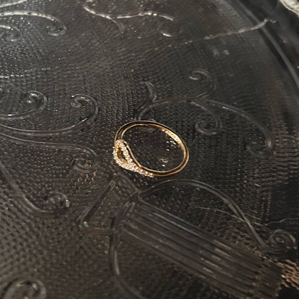 (Min. $15 order) Pretty Bird Gold Plated and Crystal Women's Ring